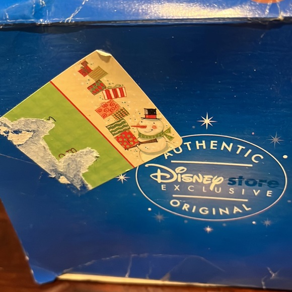 NIB Disney Store Exclusive Winnie the Pooh, Eeyore, Piglet Holiday Snowflake Mug - Picture 13 of 16